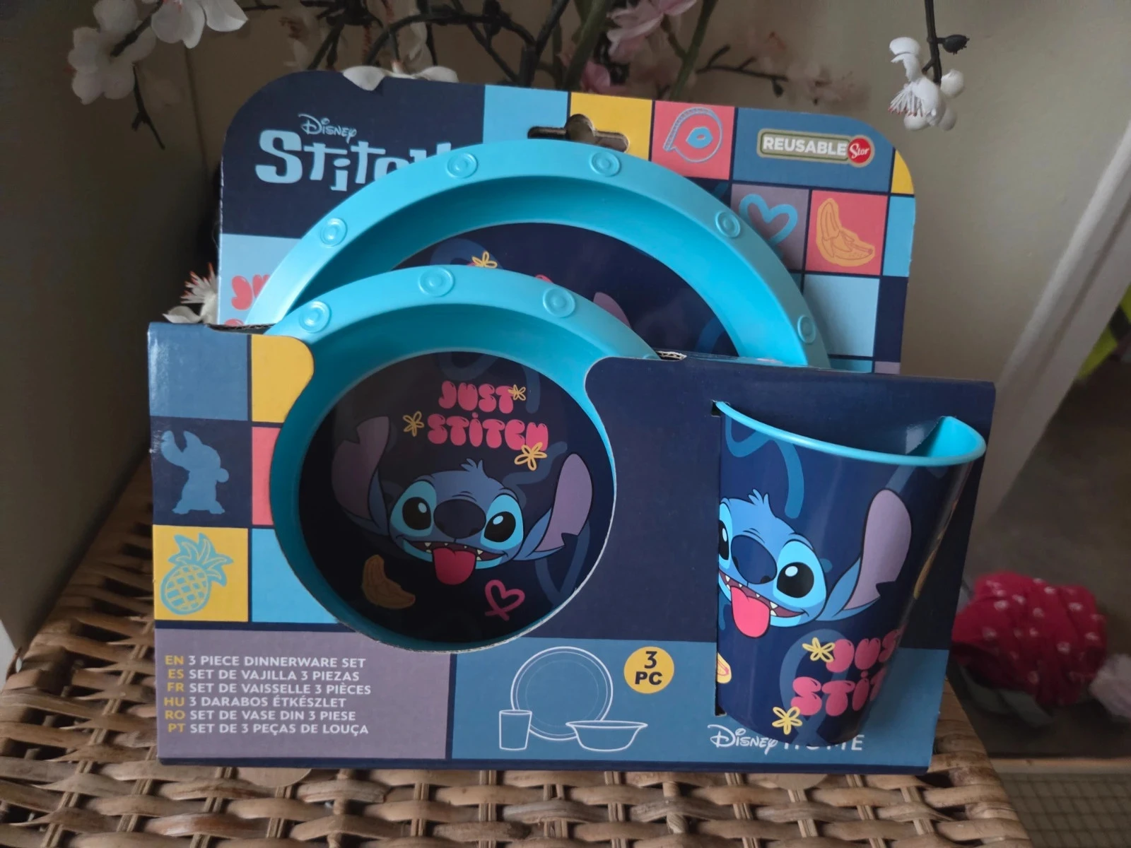 💜Lots Assiette, Goblet et bol stitch neuf
